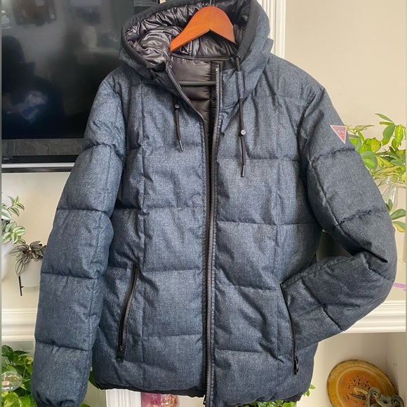 Guess reversible puffer jacket - Picture 3 of 4